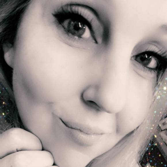 Meet your Posher, Cathleen - Picture 1 of 1